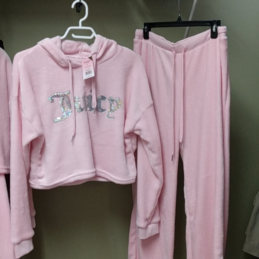 Juicy Couture Blush Pink Lounge Set with Silver Logo